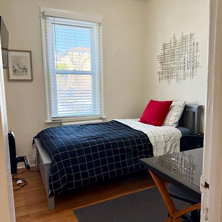7-A Diamond In Yonkers Apartment Екстериор снимка
