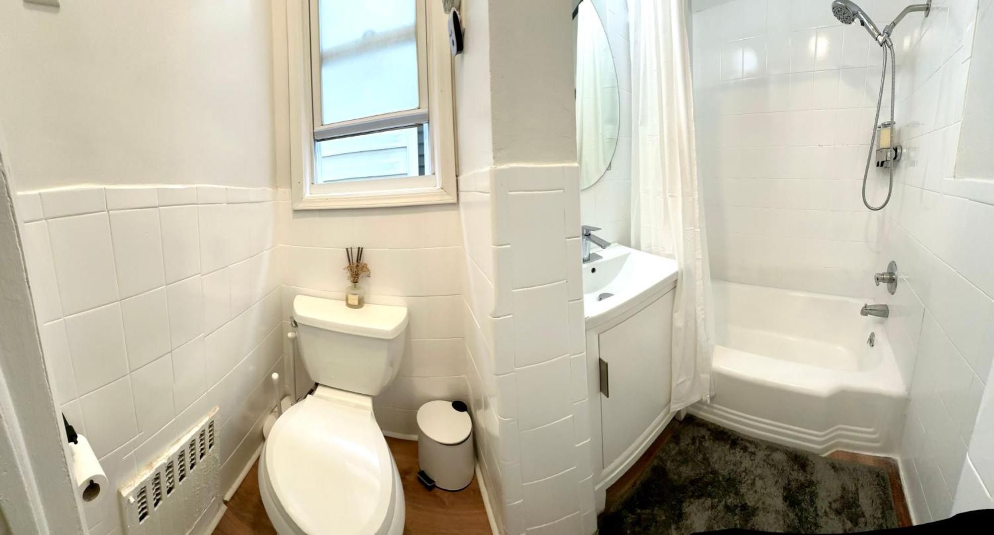 7-A Diamond In Yonkers Apartment Екстериор снимка