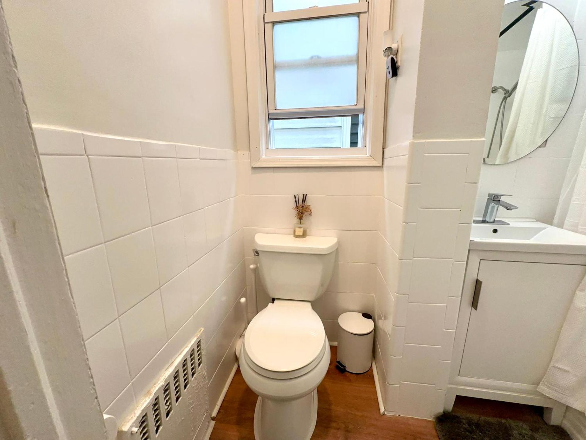 7-A Diamond In Yonkers Apartment Екстериор снимка