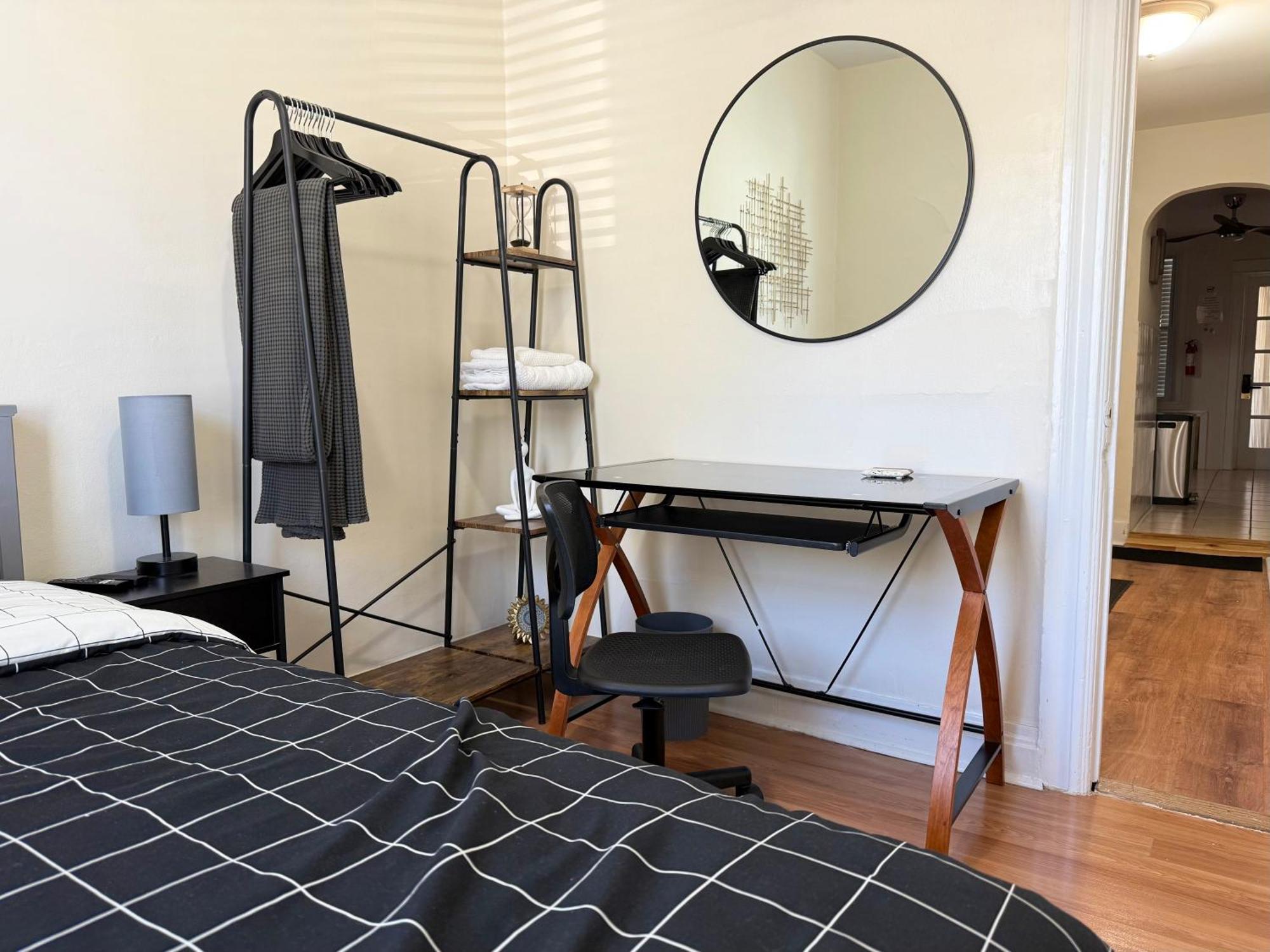 7-A Diamond In Yonkers Apartment Екстериор снимка